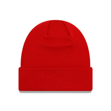 Load image into Gallery viewer, Manchester United Essential Cuff Beanie Adults - Red